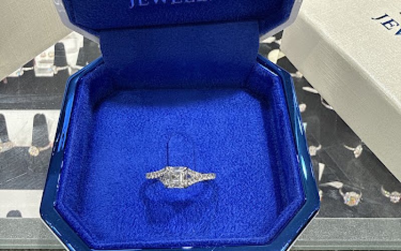 SB DIAMONDS — Jewelry store in Columbus
