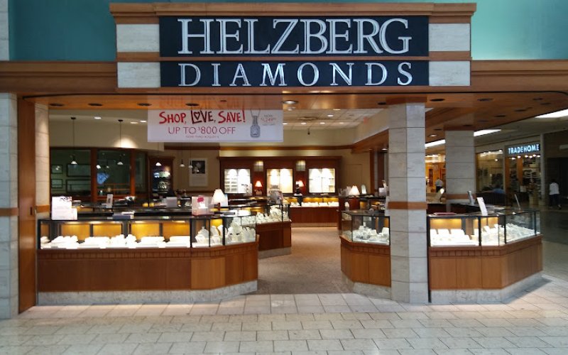 Helzberg Diamonds — Jewelry store in Davenport