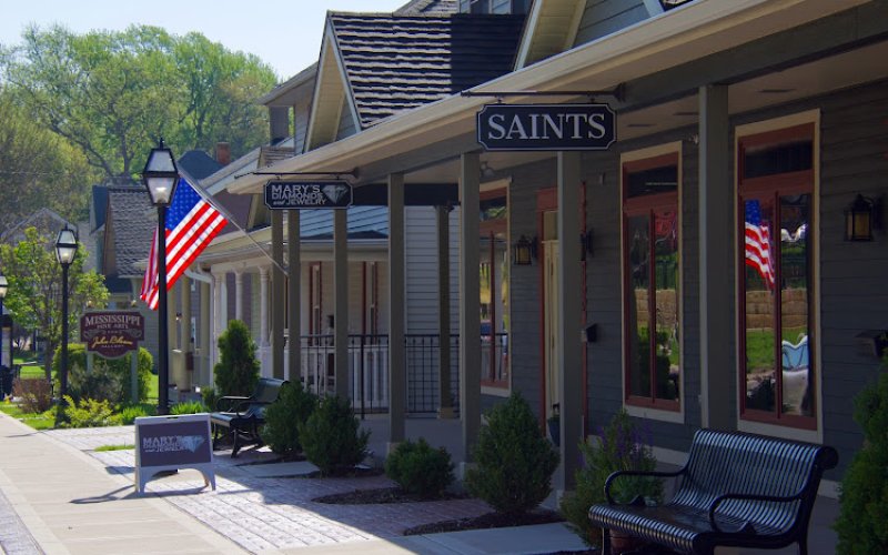 Mary's Diamonds and Jewelry — Jewelry store in Davenport