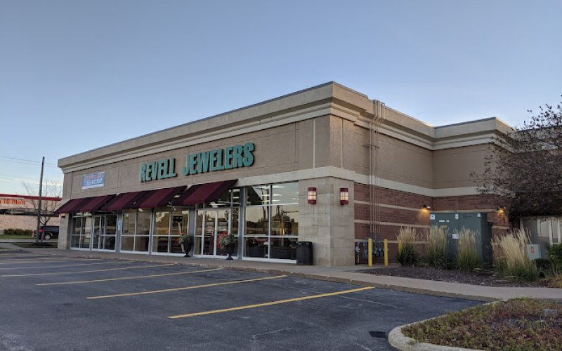 Revell Jewelers — Jewelry store in Davenport