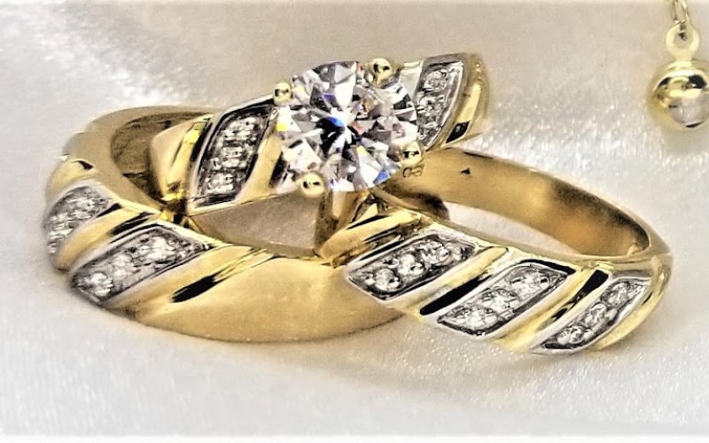 Joyeria La Cadenita — Jewelry store in Everett