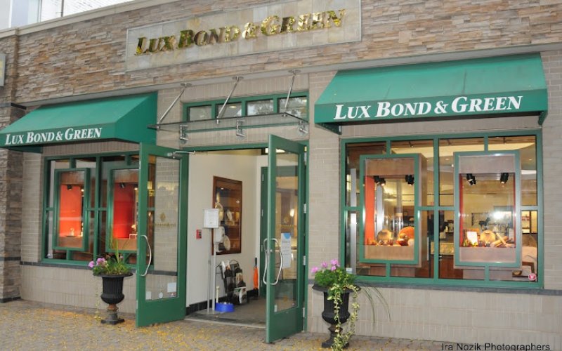 Lux Bond & Green