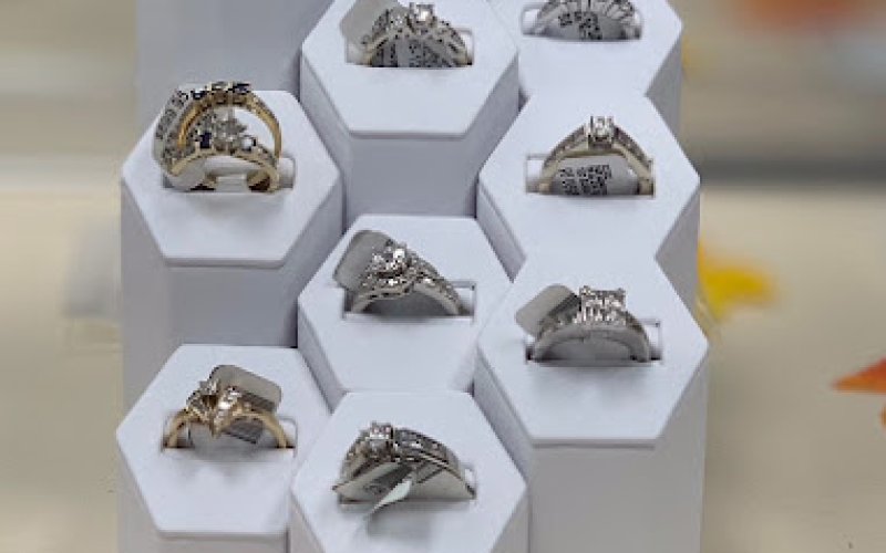 Sterling & Knight Jewelry & Pawn — Pawn shop in Joliet