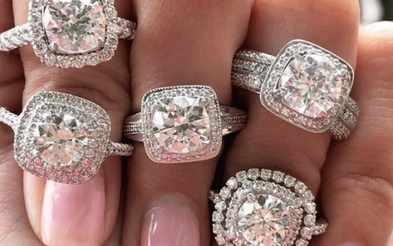 DeRosa Jewelers & Estate Buyers