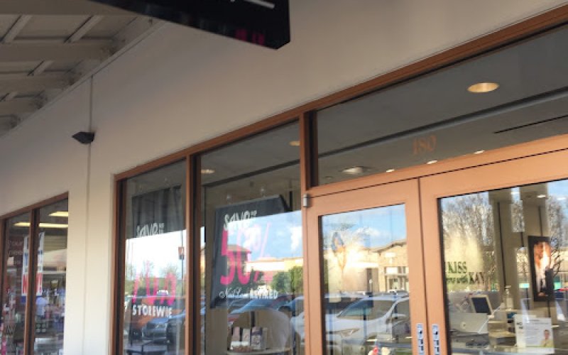 KAY Outlet — Jewelry store in McAllen