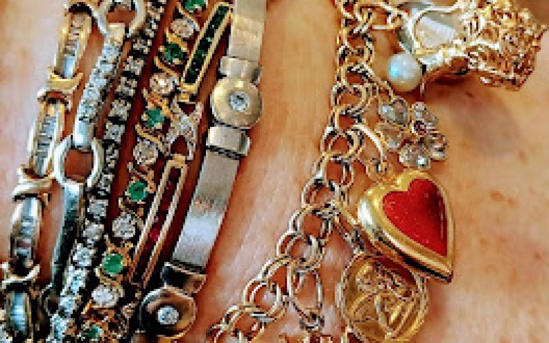 Burt's Jewelers