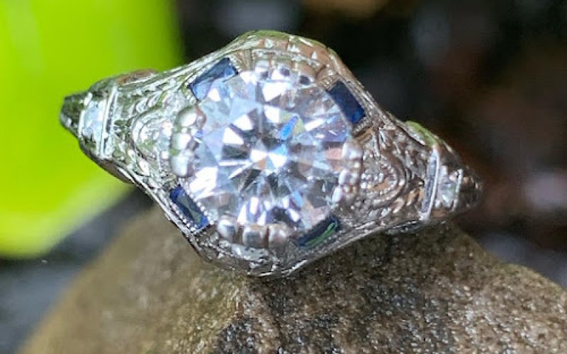 Heirloom Jewelers Available By Appointment