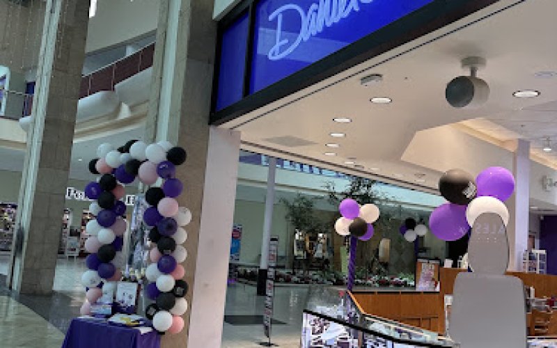 Daniel's Jewelers — Jewelry store in Moreno Valley