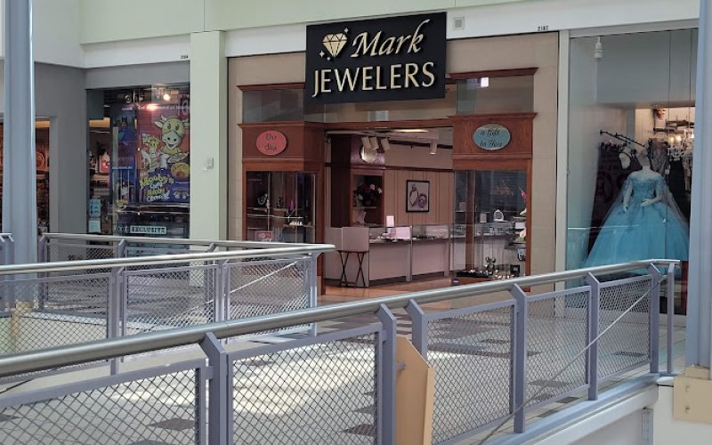 Mark Jewelers — Jewelry store in Moreno Valley