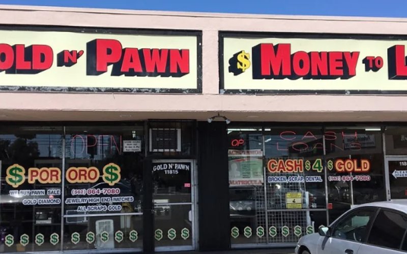 Gold N Pawn