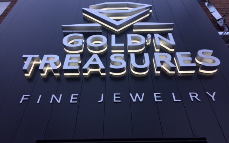Gold'n Treasures