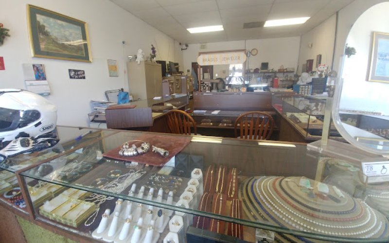 Brasil's Jeweler & Goldsmith