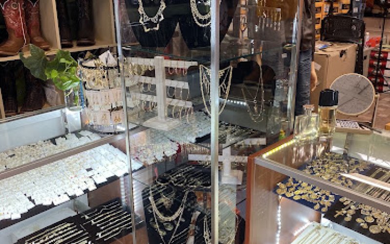 Joyeria El Morro — Jewelry store in Thornton