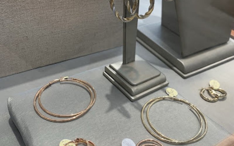 Ormachea Jewelry