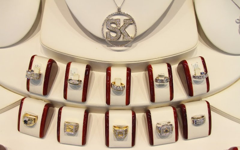 Ozel Jewelers